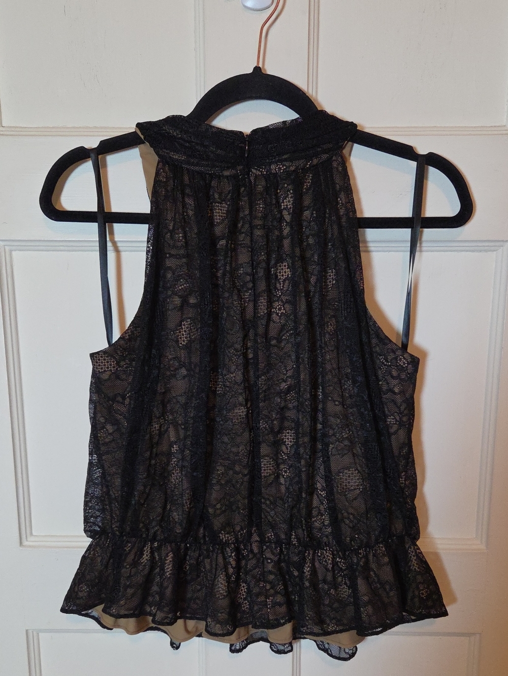 Veronica Beard Kailani Cross-Front Peplum Lace Top in Black With Nude Lining 8 - Picture 10 of 13